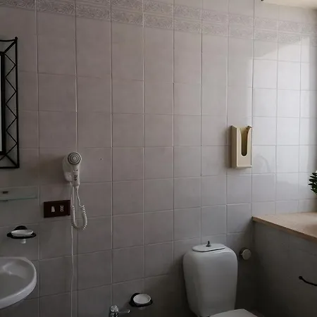 Hotel 900